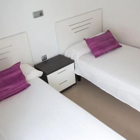 Moderno Y Bonito Apartamento En Primera Linea De Playa De Poniente Benidorm