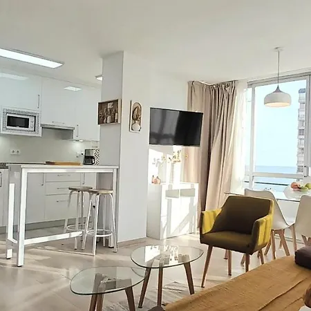 Apartamento Con Vistas Al Mar Poniente Avda Uruguay Apartamento *