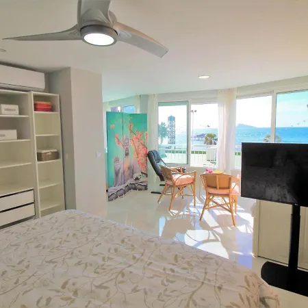 Apartment Vistas Sobre El Mar-2 By Interhome