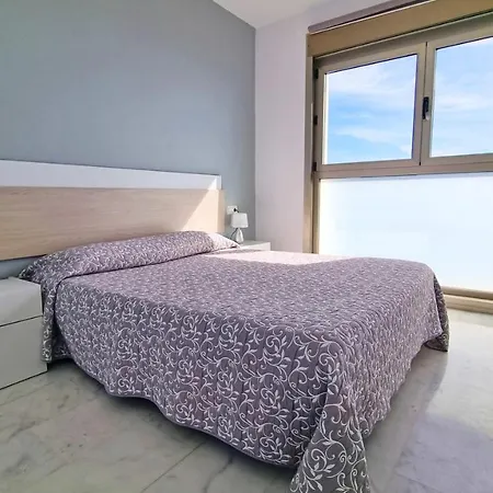Terraza Privada Y Soleada Con Vistas Al Mar - Planta 26