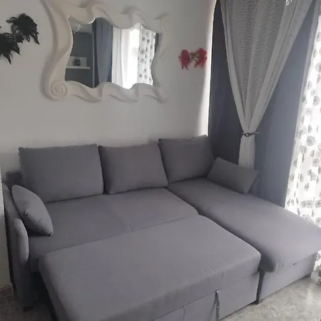 Star Vega 66 Apartment *