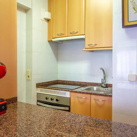 Lovely In With Kitchen Apartment *