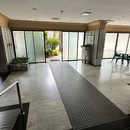 Esperanto 17. Apartment *