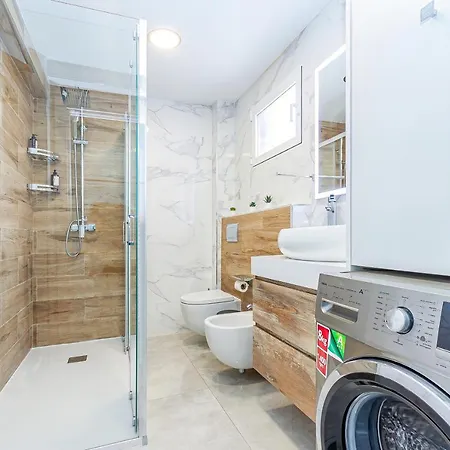 Virginia Levante Apartment
