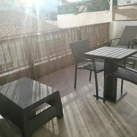 Estudio-atico En Casco Antiguo