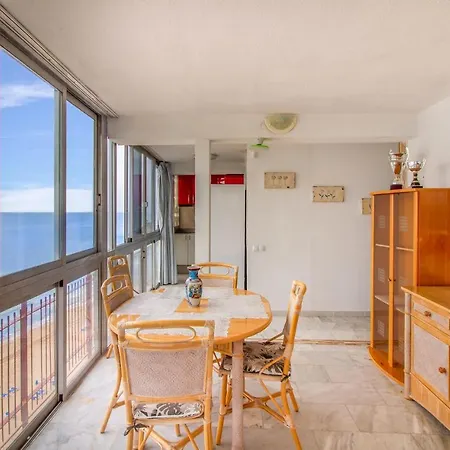 2 Bedroom Cozy In Apartment Benidorm