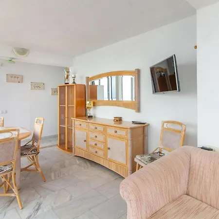 2 Bedroom Cozy In * Benidorm