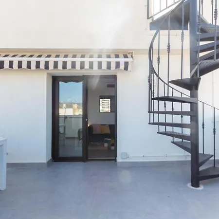 Apartment Old Penthouse With Fantastic Views & Parking Benidorm