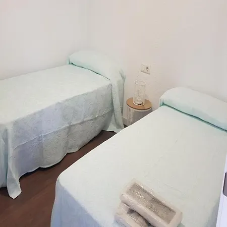 Apartment Disponible Marblaw-18 A 31 Octubre 1ª Linea- Aire Acondic -2hab 2bn, Parking Opcionable Extra *