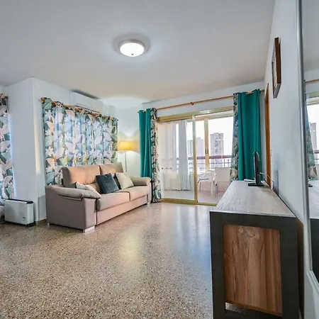 Apartment One Bedroom Flat With Shared Pool In Acuarium Ii *