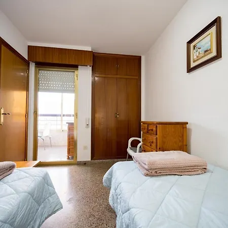 One Bedroom Flat With Shared Pool In Acuarium Ii Apartment Benidorm