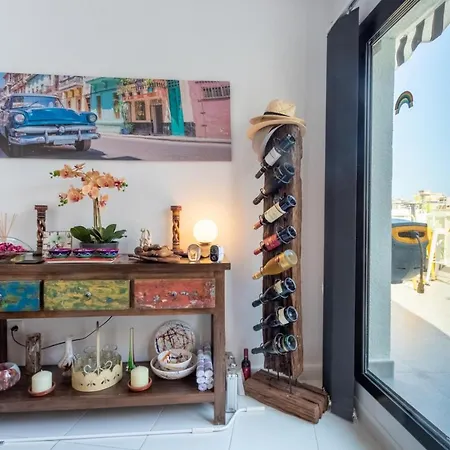 Old Penthouse With Fantastic Views & Parking Apartment Benidorm