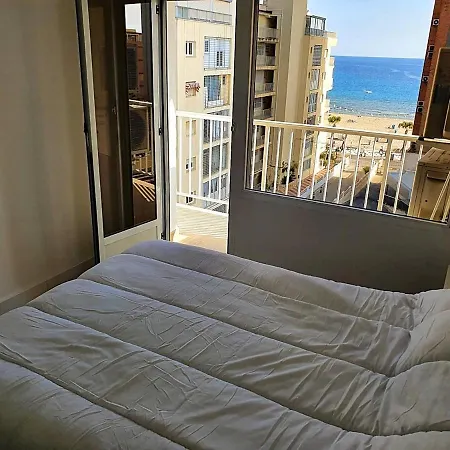 First Line With 3 Bedrooms And Seaviews Benidorm