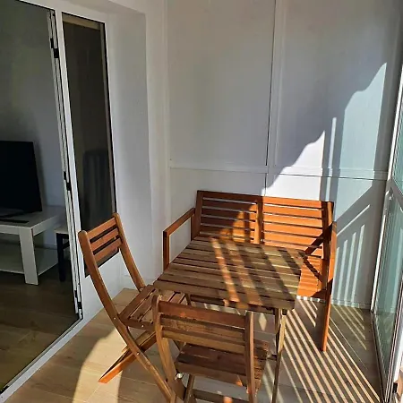 First Line With 3 Bedrooms And Seaviews Apartment *
