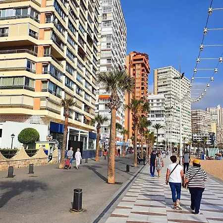 First Line With 3 Bedrooms And Seaviews Apartment Benidorm