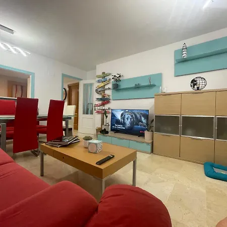Traveler's With Sea View, Free Coffee & Parking Benidorm