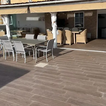 Atico Con Enorme Terraza Y Chill Out Particular Apartment