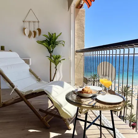 Poniente Modern Apartment