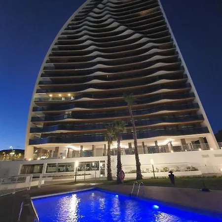 Sunset Waves Modern 200m From The * Benidorm