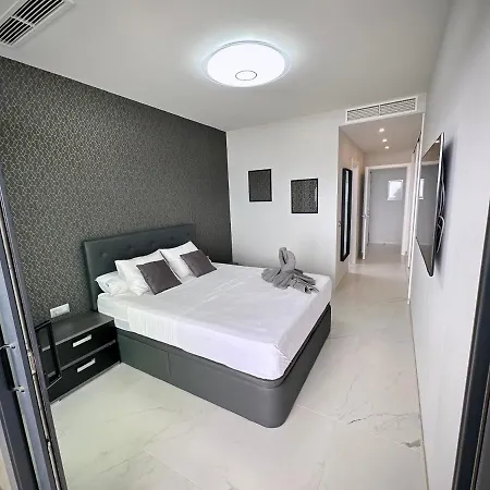 Sunset Cliffs 5 Star Complex With Heated Pool And Jacuzzi's *