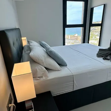 Sunset Cliffs 5 Star Complex With Heated Pool And Jacuzzi's Benidorm