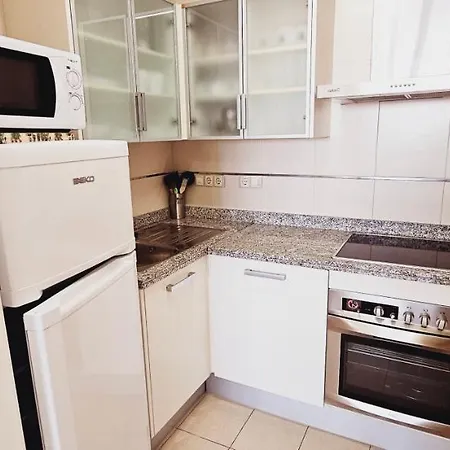 Disponimble 25 Octu A 13 Noviem Apt Gemelos26--wifi-piscina-padel-tenis- Garaje Opcionable Extra * Benidorm