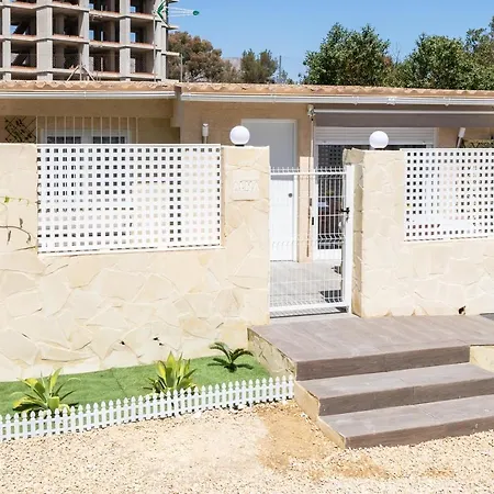 펜션 Alma Con Terreno Privado Y Parking Compartido - A 800m De Playa Poniente *
