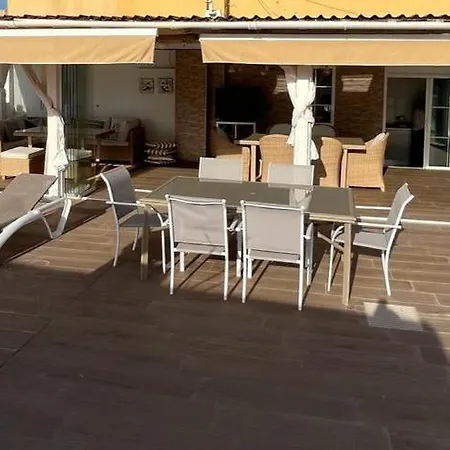 Atico Con Enorme Terraza Y Chill Out Particular Benidorm