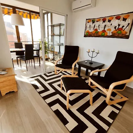 Apartment Sea View Monver 5