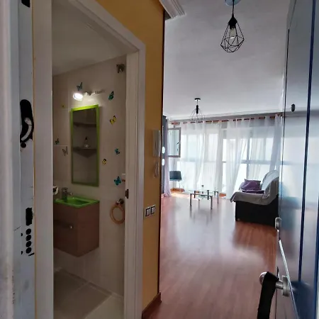 Apartment Stunning Two Level In Marina