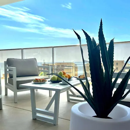Apartment Luxury With Stunning Sea Views In Sunset Cliff *