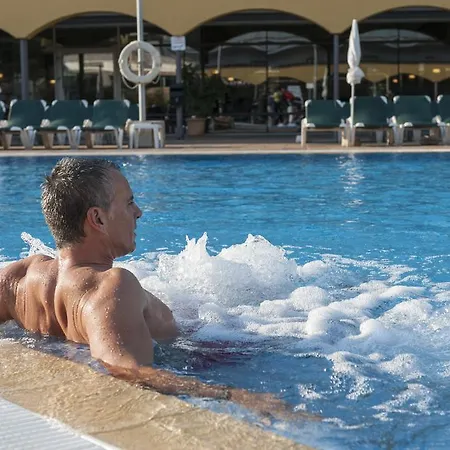 Hotell Mediterraneo 4*