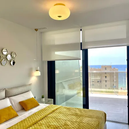 Luxury With Stunning Sea Views In Sunset Cliff Apartment *