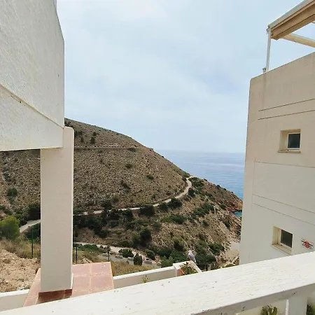 Apartment Stunning Two Level In Marina