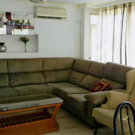 Levante Pгimera Linea Torre Yago Apartment