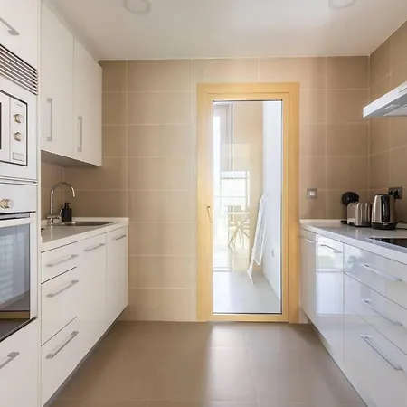 Apartment Beautiful 2-beds Poniente *
