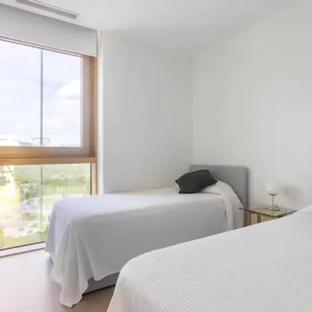 Apartment Beautiful 2-beds Poniente *