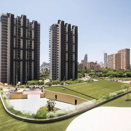 Apartment Beautiful 2-beds Poniente