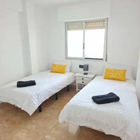 Falcon Beach Apartment *