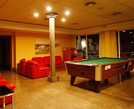 Perla Hotel 3*