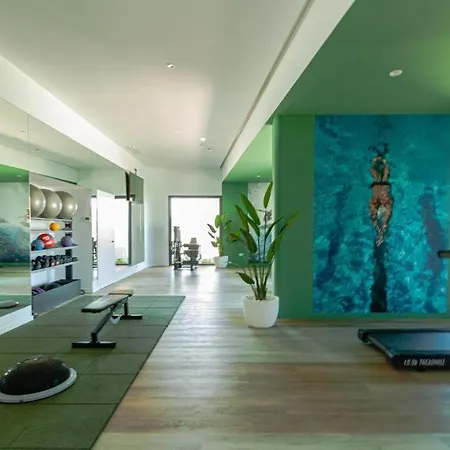 Sunset Cliffs Luxury 100m From The Beach Apartment