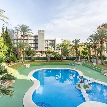 Playa Poniente Apartamento *