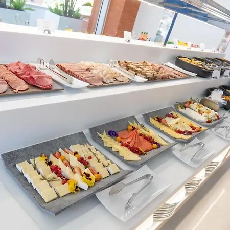 Otel Bcl Levante Club & 4 Sup - Only Adults Recomended Benidorm