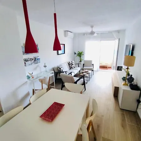Centrico Piso Alameda. Levante Beach. Free Parking Apartment *