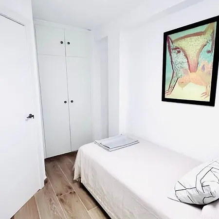 Apartment Centrico Piso Alameda. Levante Beach. Free Parking *
