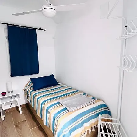 Centrico Piso Alameda. Levante Beach. Free Parking Apartment