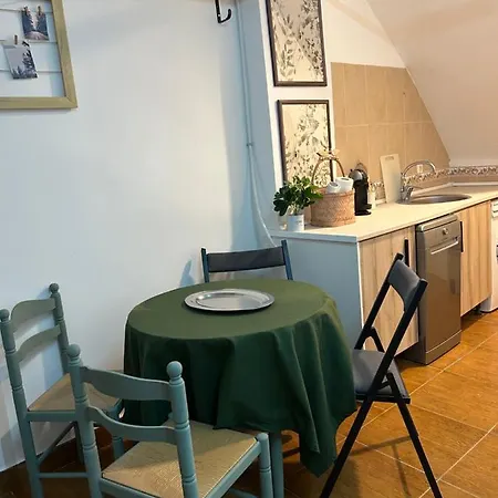 Private In The Old Town 