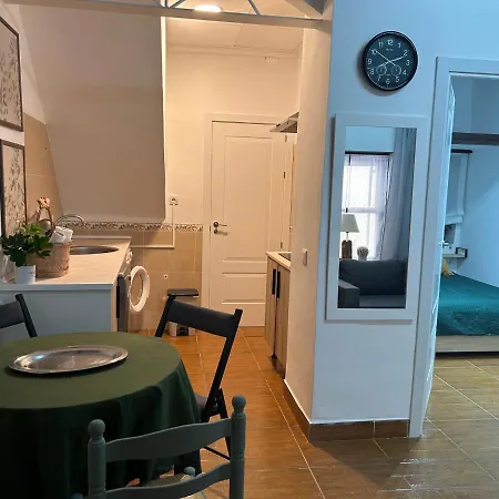 Apartment Private In The Old Town 