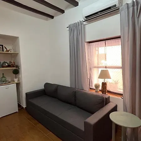 Private In The Old Town 