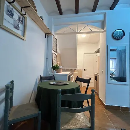 Apartment Private In The Old Town 